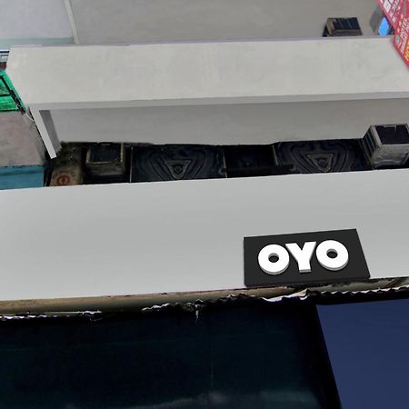 Oyo Flagship 81167 Hotel Swagat Dx Nueva Delhi Exterior foto